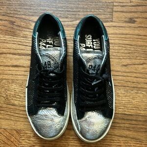 P448 John Women’s Silver/Black Mesh Shimmer Platform Tennis Shoe